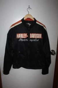 Harley Davidson Size XL Lady’s Bike Jacket - Picture 1 of 4