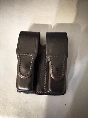 High Quality Black Leather Bianchi Double Magazine Holster - #20w 9mm Auto - Image 1 of 2