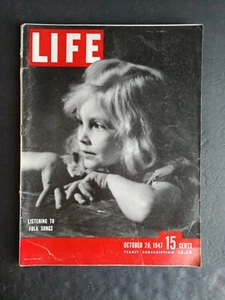 Life Magazine October 20, 1947 Nazi Atomic Secrets - Listening to Folk Songs 924 - Imagen 1 de 2