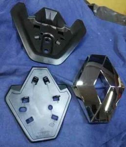 Megane 3 Front Badge Emblem 628900021R Aftermarket - Bild 1 von 2