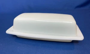 Vintage Pyrex White Milk Glass Butter Dish Top & Base 72 B USA Parkay Promo - Picture 1 of 13