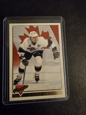 1994-95 O-Pee-Chee Premier Wayne Gretzky #380 Gold - Image 1 of 2