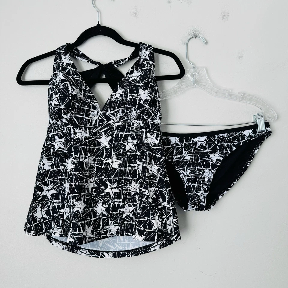 Conjunto Tankini Converse Estrella Blanco y Negro Mujer Talla L Foto 1 de 4