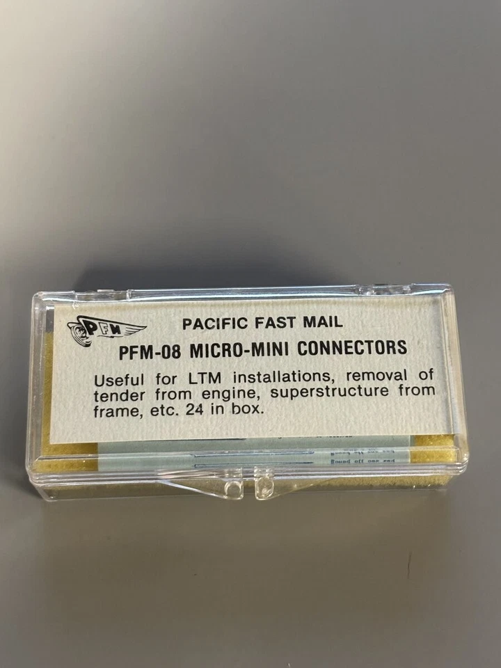 Pacific Fast Mail PFM-08 Micro-Mini Connectors - Image 1 of 1