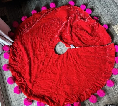 Anthropologie  Stunning 60”  Red And Vibrant Pink Velvet Christmas Tree Skirt - Image 1 of 4