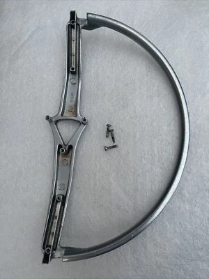 Barra de bocina Chrysler Valiant en muy buena condición usada  Foto 1 de 4