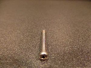 1972 72 73 VINTAGE KAWASAKI Z1 900 TAILLIGHT TAIL LIGHT LENS SCREW (B) [EARLY] - Picture 1 of 5