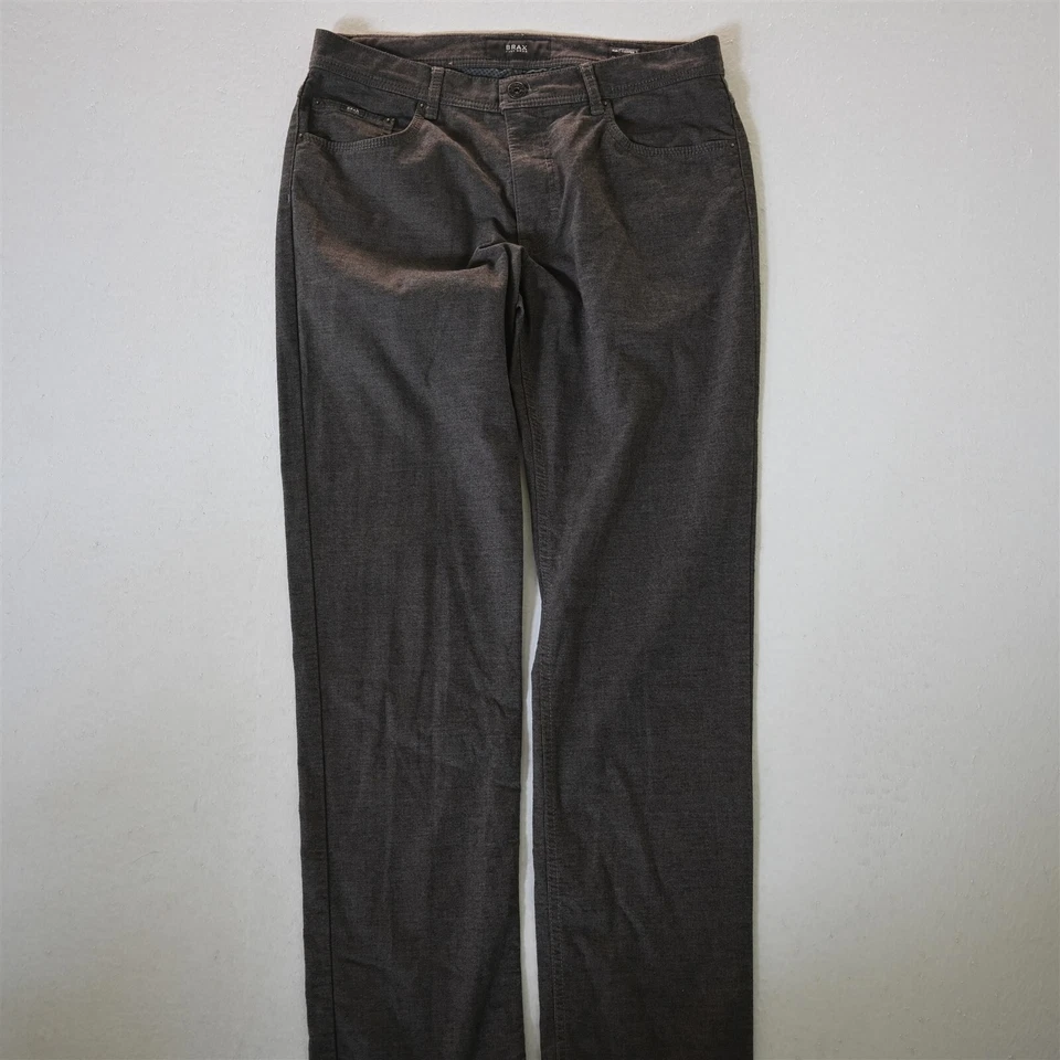Pantalones de mezclilla Brax 34x34 Cooper regulares rectos marrón sarga ojo de pájaro para hombre Foto 1 de 4