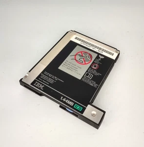 VINTAGE IBM THINKPAD 3.5 1.44MB DRIVE 05K8804 FOR NOTEBOOK or EXT CASE RM4-B25 - Picture 1 of 3