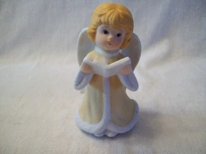 Vtg. Homco Porcelain Bisque Angle Figurine From 1980's #5557 - Picture 1 of 6