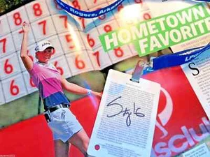 2014 LPGA Autographed Pass STACY LEWIS WINNER CHAMPIONSHIP NW Arkansas Pinnacle - Picture 1 of 6