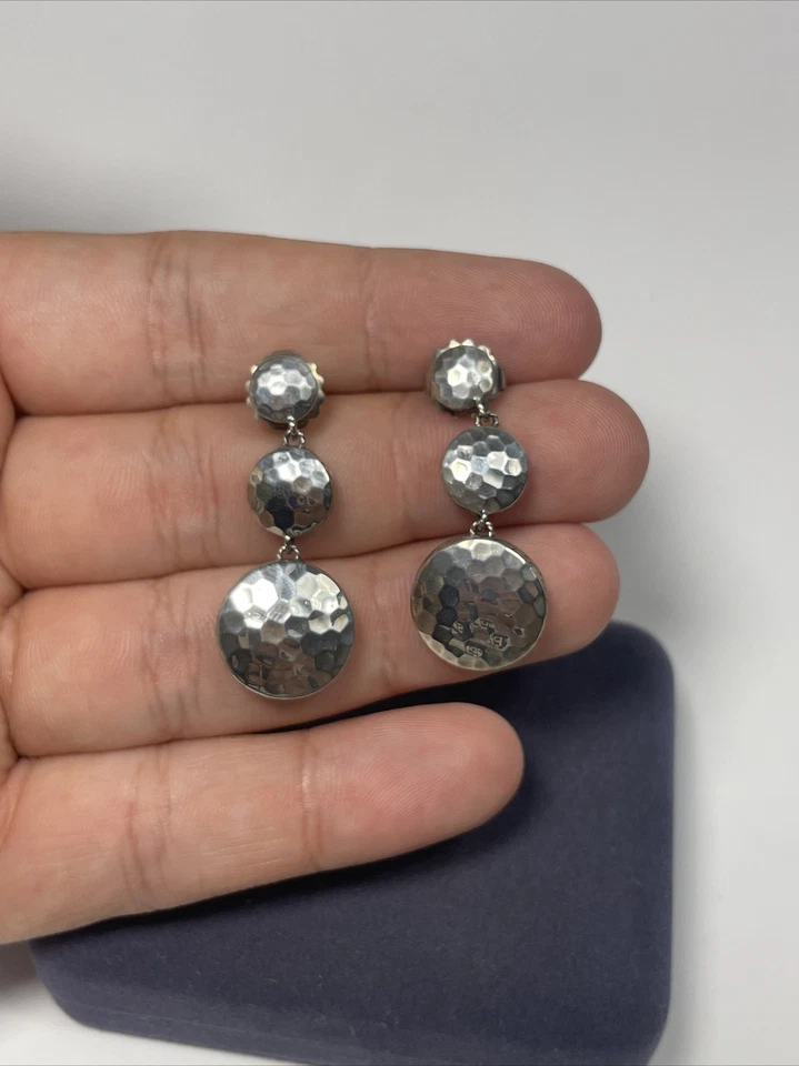Pendientes circulares triple martillados John Hardy de plata de ley Palu Foto 1 de 1