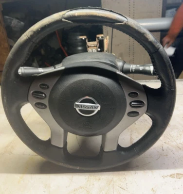 Se adapta a luces antiniebla de cambio de piso de columna de dirección Nissan Altima 2007-2008 (sin bolsa) Foto 1 de 4