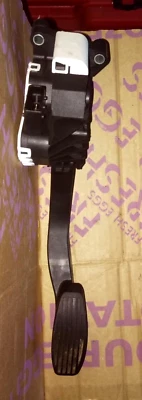 2018 FIAT 500 THROTTLE PEDAL b720 - Image 1 of 4