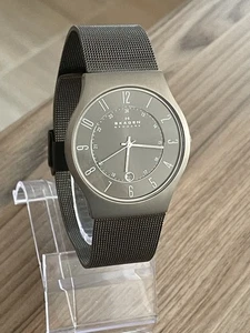SKAGEN 233XLTTM Men’s Watch - 36mm Face, Quartz, Mineral Crystal, Stunning.. - Picture 1 of 14