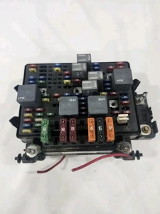 00-02 Chevy Silverado/GMC Sierra FUSE BOX RELAY JUNCTION BLOCK 15328806-05 PL - Picture 1 of 7