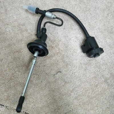 Pre-Bled Clutch Master Cylinder w/ Reservoir Line fits Ford Ranger Explorer Mazd - Image 1 of 2