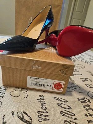 Louboutin Pigalle (Black Patent) Size 38.5 - Image 1 of 4
