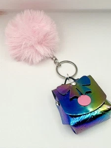 Schlüsselanhänger holografische Handtasche rosa Bommel Kunstleder Strass Taschenanhänger - Bild 1 von 5