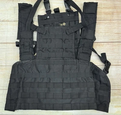 Giant Tactical MOLLE Carrier Vest Size XL - Image 1 of 4