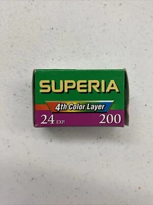 Fujifilm Superia ISO 200/24 camera film 36 exp expired 2006 - Picture 1 of 5