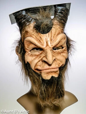 Máscara de látex Zagone hermosa bestia cara humana con cuernos y detalles de piel sintética  Foto 1 de 3