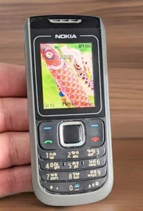 Nokia 1680 Classic (Unlocked) Mobile Phone Excellent Condition With Charger - Picture 1 of 9