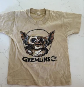Rare Vintage 1984 GREMLINS GIZMO Movie T-Shirt 1980s ORIGINAL Boys 5-6 - Picture 1 of 4