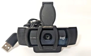 Kamera internetowa z obsługą mikrofonu Logitech C920e HD 1080p, certyfikowana dla Zoom, Microsoft Teams - Zdjęcie 1 z 4