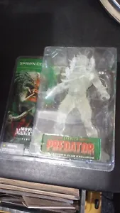 McFarlane STEALTH PREDATOR  Collector's Club Exclusive FREE SHIPPING - Picture 1 of 2