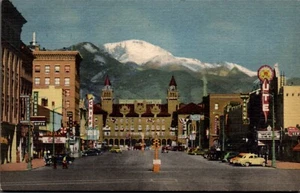 POSTCARD STREET SCENE PIKE'S PEAK AVENUE COLORADO SPRINGS COLORADO - Picture 1 of 2