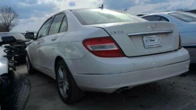 2008 Mercedes Benz C-Class Differential Assembly 08 09 10 11 12 - Image 1 of 4