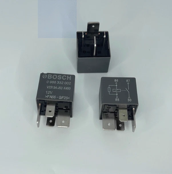  1pcs New Bosch automotive relay 0986332002 Relay V23134-J52-X450 - Image 1 of 1