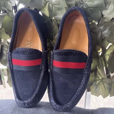 Mocasines Gucci para niños pequeños azul marino de gamuza talla 29 11,5 EE. UU. excelente estado Foto 1 de 4