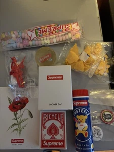 Supreme Gifts Lot - Fortune Cookie Paratrooper Smarties Pins - IN HAND FREE SHIP - Bild 1 von 3