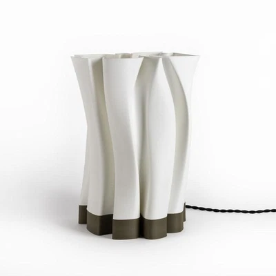 JONATHAN Y Lighting USA1002 Llama 14" Alto LED Novedad Lámpara de Mesa - Verde Foto 1 de 4