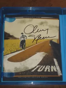 U TURN (1997)(Blu-Ray) TWILIGHT TIME: Booklet Autographed/Signed By OLIVER STONE - Picture 1 of 5