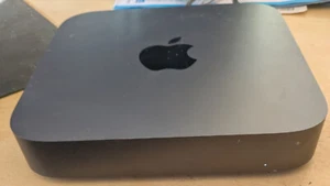 Apple Mac Mini 2018 A1993 i3-8100B 3.6GHz quad-core 8GB 128GB SSD HDMI - Grey - Picture 1 of 4