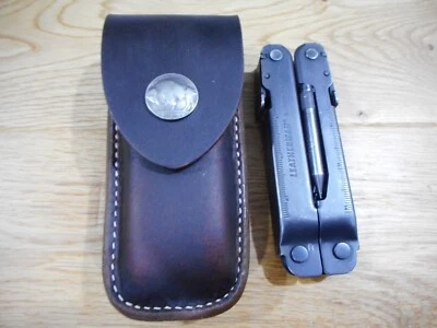 Funda de cuero Leatherman Super Tool 300 Crazy Horse. Buffalo Snap. Solo funda. Foto 1 de 4