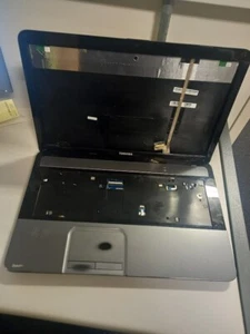 Toshiba Satellite Pro L870-18R - Picture 1 of 8