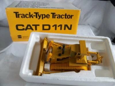 NIB Conrad 2852.1 CATERPILLAR D11N Track Dozer w/ Adjustable Ripper  1:50 Boxed - Image 1 of 4