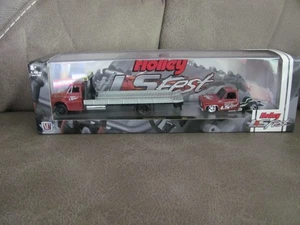 M2 Machines Autohauler R51 68 C60 + 76 GMC Sierra Grande Custom NEW 21-25 LTD ED - Picture 1 of 8