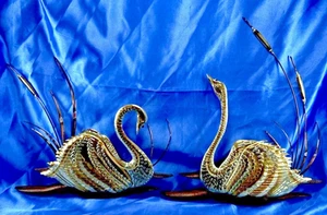 Metal Swan Art Wall Decor - Picture 1 of 4