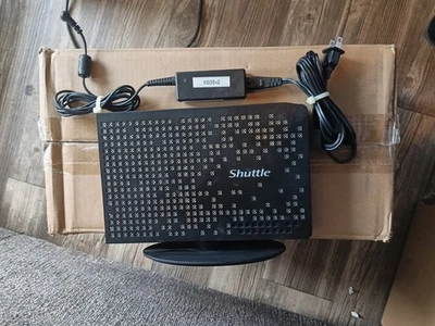 PC delgada Shuttle Barebone XS35V2 Foto 1 de 4