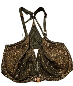 Nwt Victoria's Secret 32DDD Very Sexy Unlined Plunge Black Lace Front Close Bra - Picture 1 of 14