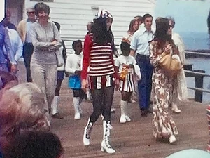 Regular 8mm Home Movie Long Branch NJ Boardwalk - 1971 (Hot Pants Parade) - Imagen 1 de 24