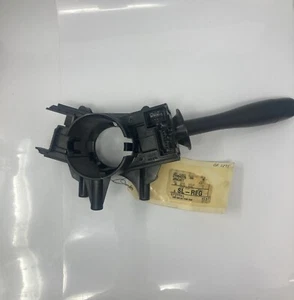 GM Steering Housing & Intermittent Windshield Wiper Switch 21994375, 544652613 - Picture 1 of 7