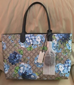 Gucci Gg Monogram Canvas Blooms Reversible Tote Bag - Picture 1 of 17