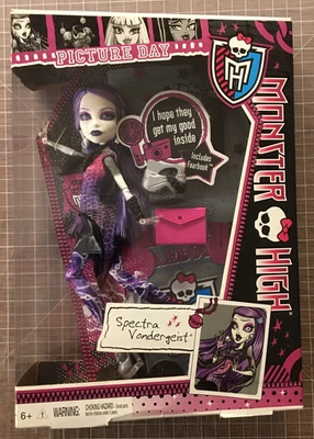 Monster High Picture Day Spectra Vondergeist Doll (Mattel, 2012) Y4312 - NIB - Image 1 of 4