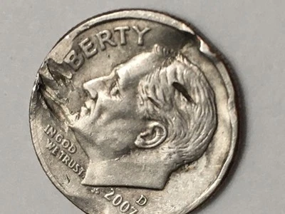 2007 D Rosevelt Dime Multi Struck Die Mint Errors Die Break Strike Error - Image 1 of 4